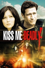 Kiss Me Deadly – Efectul Delphi (2008) Online Subtitrat (/)
